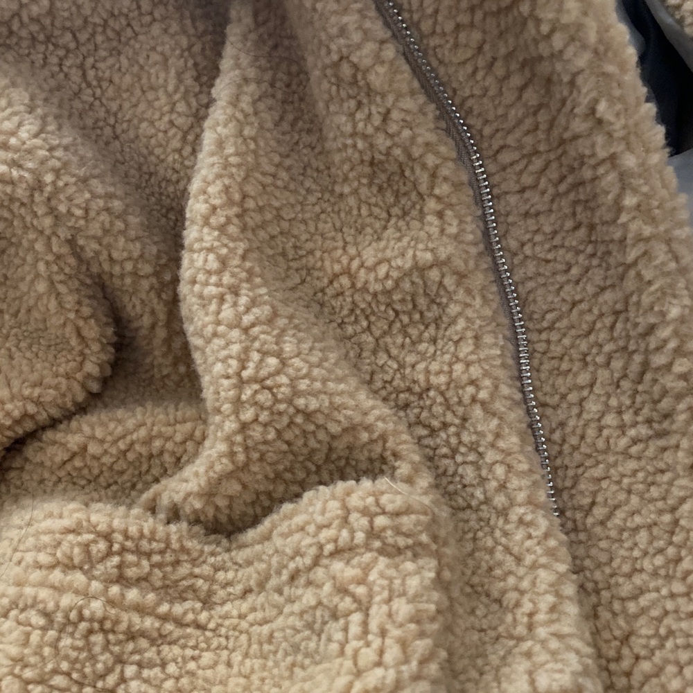 WINTER COAT - Picture 4 of 4